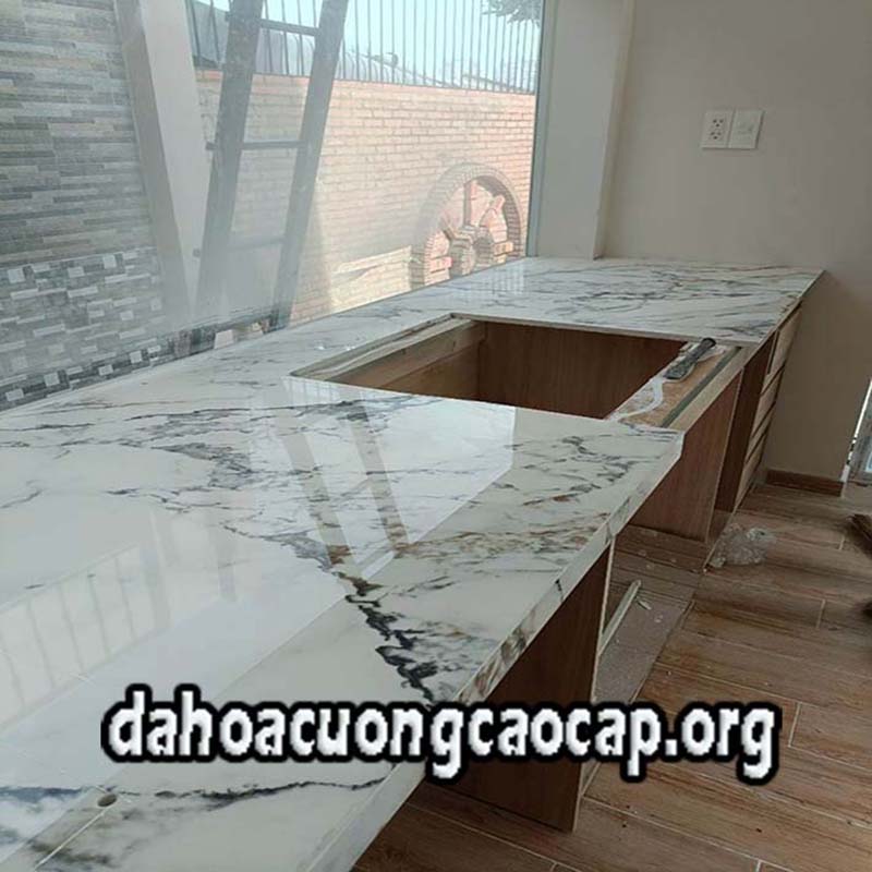 Đá hoa cương bếp