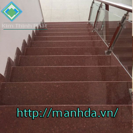 Cầu thang đá đỏ ruby Bình Định